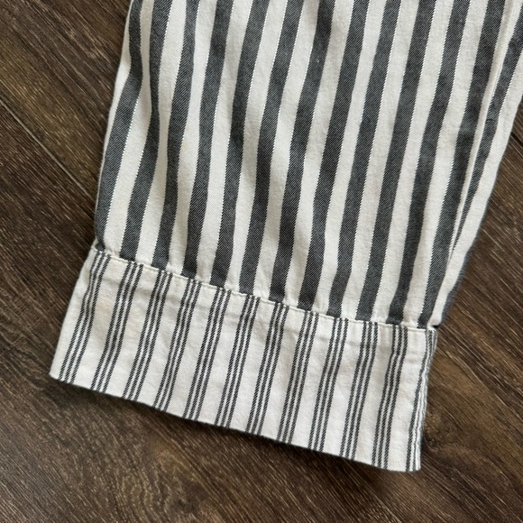 Women’s Victoria’s Secret Gray White Striped Flannel Pajamas Set Size S - Picture 8 of 11